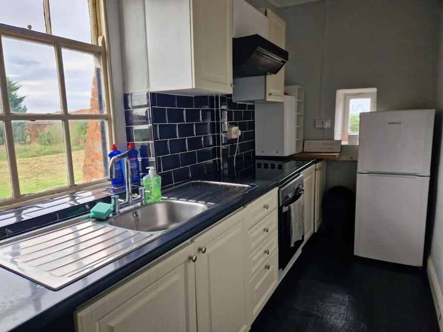 Countrylife Cottage For Groups - Bbq , Firepit, Free Parking Lincoln Exterior photo